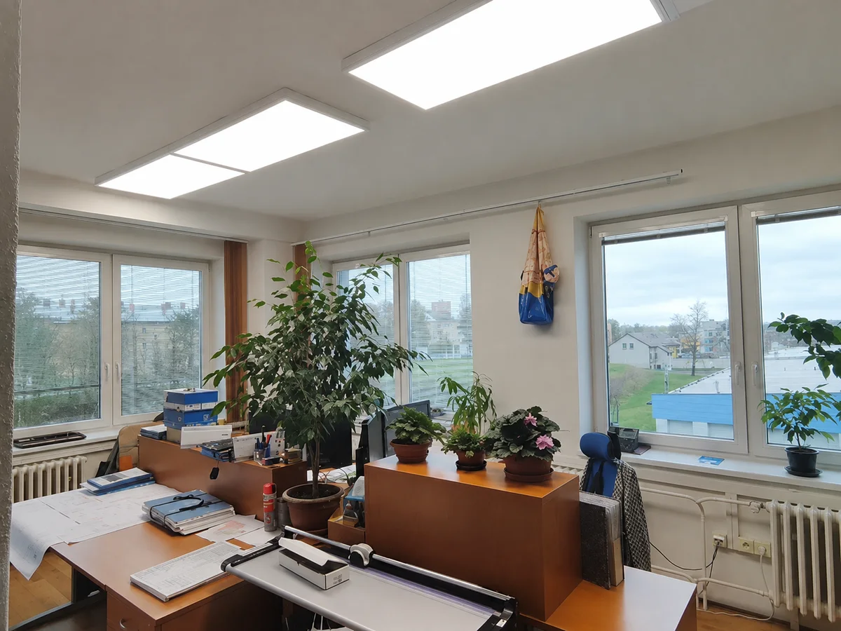 LED osvětlení kanceláře