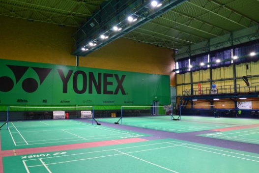 LED OSVĚTLENÍ BADMINTONOVÝCH KURTŮ